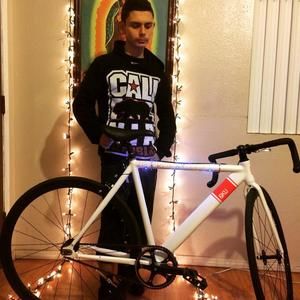 Meet your Posher, Francisco